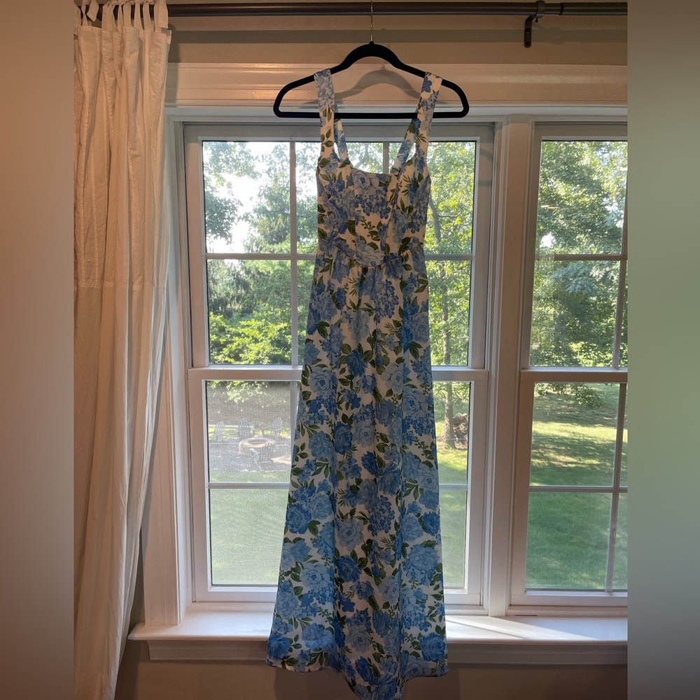 Show Me Your MuMu blue floral gown worn once. XS, machine washable